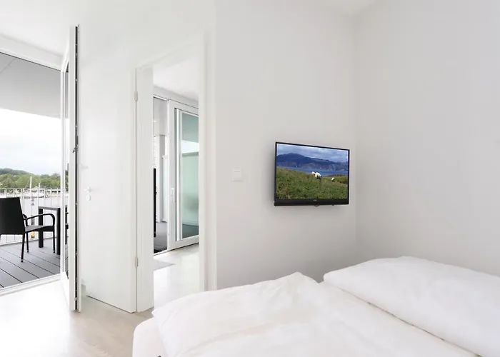 Priwallpromenade 31, Whg 21 * Любек